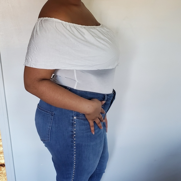 Top - Picture 3 of 3